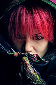 X JAPAN「hide(X JAPAN)のドキュメンタリー『HURRY GO ROUND』、DVD&amp;amp; Blu-rayで発売決定」1枚目/7