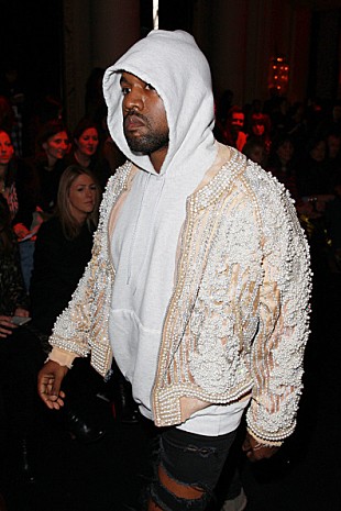 「カニエ・ウェスト、『SNL』終了時に政治発言で再び物議」