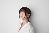 吉岡聖恵「吉岡聖恵（いきものがかり）、初めて全編英語で歌ったラグビーW杯オフィシャル・ソングを先行配信」1枚目/2