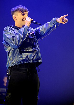 「ルイ・トムリンソン、新曲リリースは“もうすぐ”とツイート」