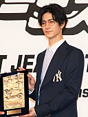 「中島裕翔「僕の中で歴史に残る賞」　高橋一生、菜々緒らと共にベストジ－ニストを受賞」1枚目/1