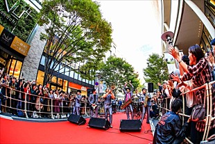 「スカパラ、FM802公開収録＆ゲリラライブで梅田・茶屋町が騒然」