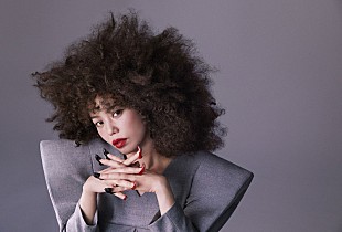 「Chara、“愛を身ごもる”ニュー・アルバム『Baby Bump』発売＆全国ツアー決定」