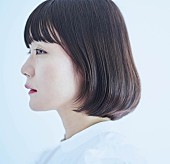 吉澤嘉代子「吉澤嘉代子、新AL『女優姉妹』先行試聴会にMVの枝優花監督＆主演の小川紗良が登場」1枚目/3