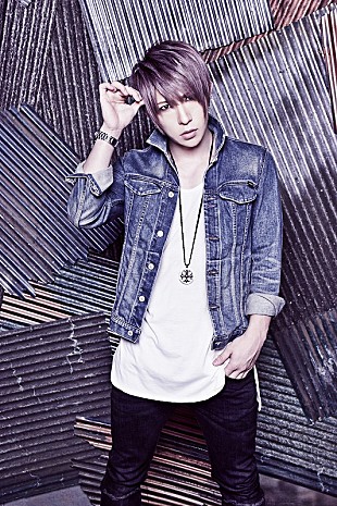 「ゴールデンボンバー・歌広場淳による宝塚特番に、龍真咲＆音海ゆうま出演決定」