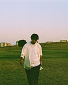 荒田洸「WONKのドラマー荒田洸、ボーカルを務めた初のソロEP『Persona.』を12月リリース　収録曲が先行配信」1枚目/3