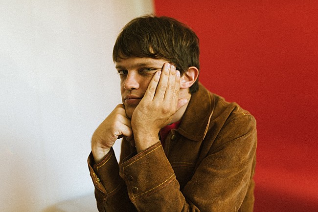 「ウィリアム・タイラー、約2年半ぶりの新作を1/30リリース　ビル・フリゼールも参加」1枚目/2