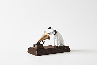 「あの“亡き主人の声に耳を澄ませる犬”Nipperのプレミアムモデル他発売、『VICTOR ONLINE STORE』がオープン」