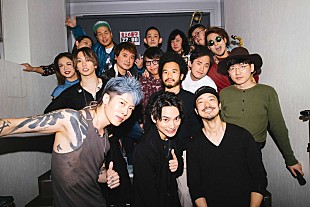 「SKY-HI、MIYAVI/金子ノブアキ/sleepyhead（ex.SuG武瑠）ら招いたツアーファイナル初日」