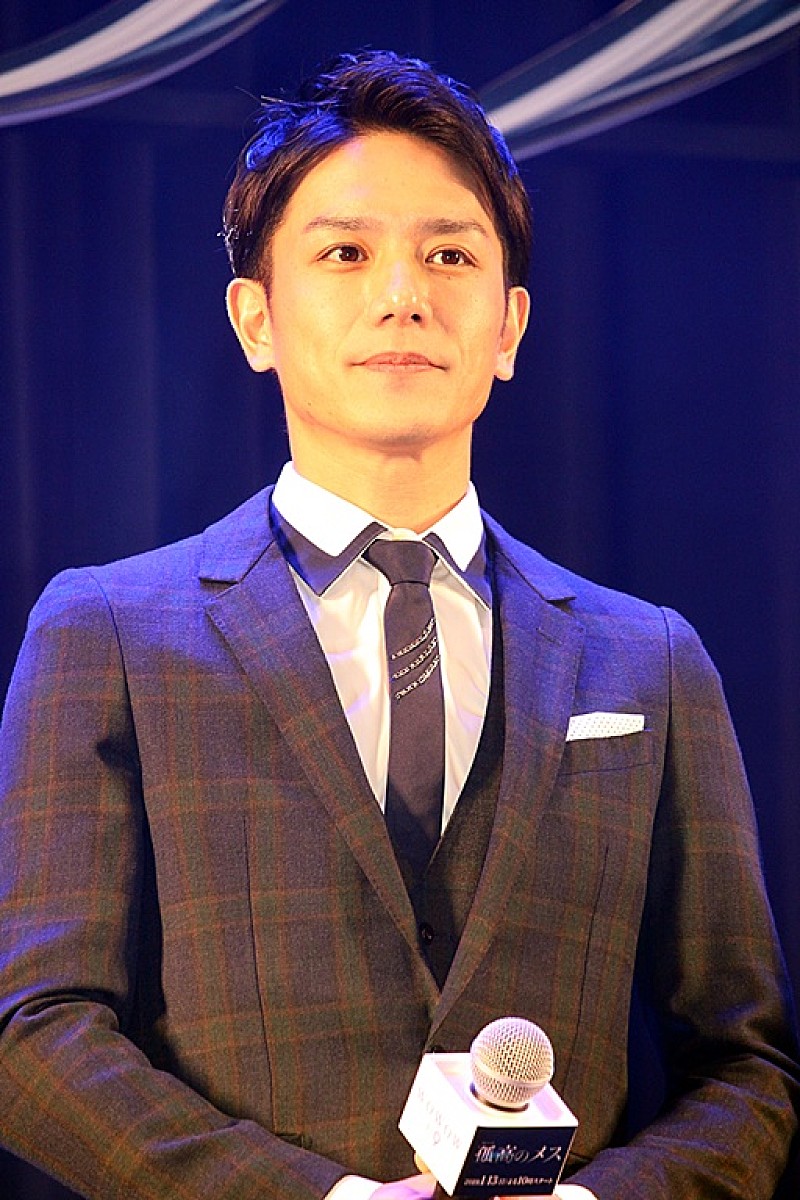 「滝沢秀明、今年の漢字一文字は「行」 「『さよなら』は使いたくない」」1枚目/1