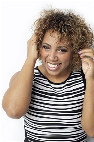 「ナターシャ・ワッツ、3月にA Hundred Birds Orchestraとのコラボライブをビルボードライブにて開催」