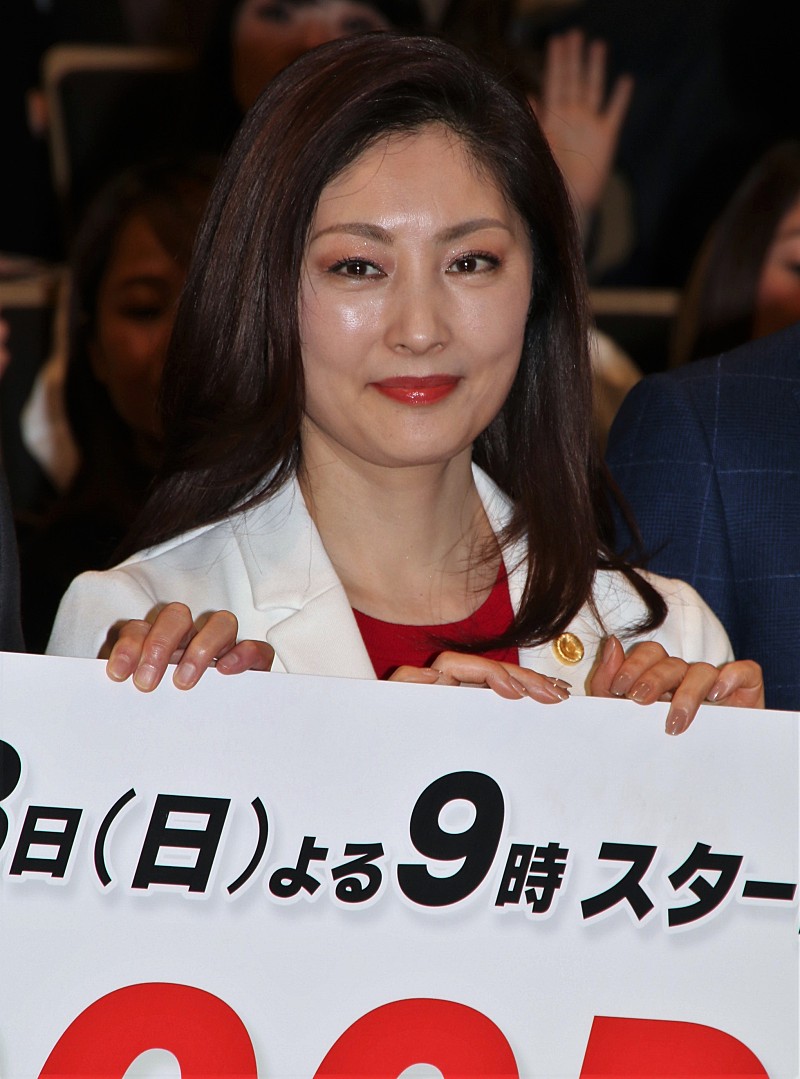 「常盤貴子「穏やかな気持ちでやれています」　滝藤賢一「今年は吉田鋼太郎さんの座を狙う」」1枚目/1