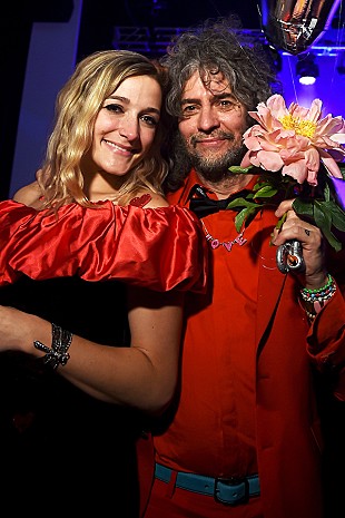 「ザ・フレーミング・リップスのウェイン・コインが結婚、第1子誕生へ」