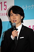 「神木隆之介、有村架純との“バックハグ”に苦戦　「首を絞めているみたいに…」」1枚目/1