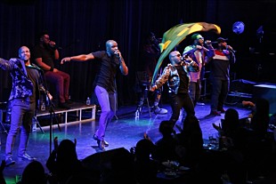 「ナチュラリー 7、最強のエンター・テインメント集団が届ける驚異の“VocalPlay”大阪公演をレポート 」