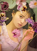 乃木坂46「齋藤飛鳥（乃木坂46）、花の妖精に扮してファッション絵本『LARME』表紙」1枚目/9