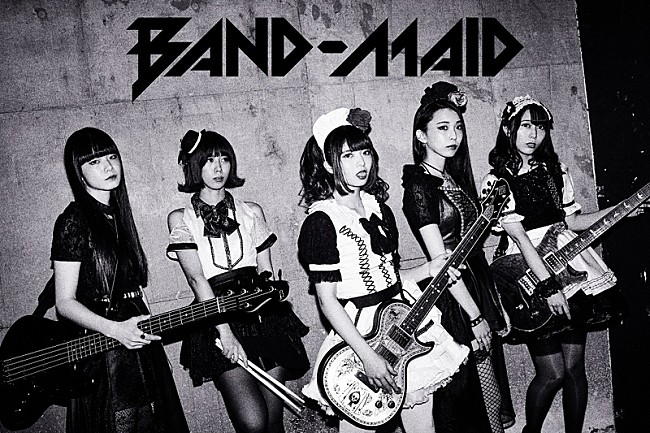 BAND-MAID「「ボヘミアン・ラプソディ」をオマージュしたMVをBAND-MAIDが公開」1枚目/2