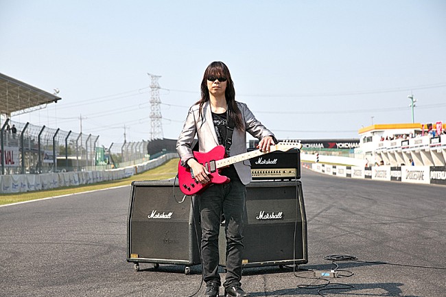 「全盲のギタリストがLA録音で東京五輪ソングの音源制作へ、クラウドファンディングを開始」1枚目/1