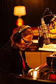 トム・ヨーク「トム・ヨークの新作EPが2月配信リリース＆ライブ映像を公開」1枚目/2