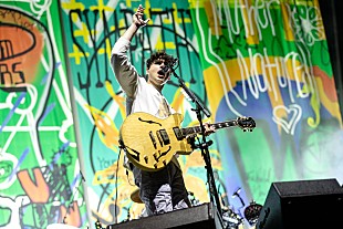 「ヴァンパイア・ウィークエンド、ダブルALとなる最新作から2曲の新曲を来週公開」