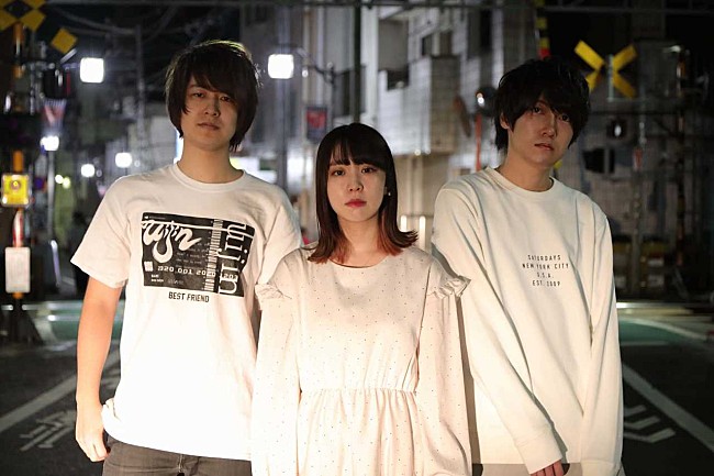 「音楽SNSアプリnanaからデビューのクラスメートの新曲「卒恋」、MV解禁に」1枚目/1