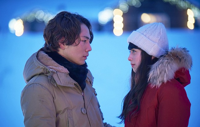 中島美嘉「中島美嘉の楽曲MV＆コメント入り、映画『雪の華』スペシャルムービー公開」1枚目/2