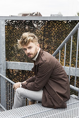 「ウーター・ヘメル、新アルバム発売直後の5月に1夜限りの貴重な来日公演を開催」