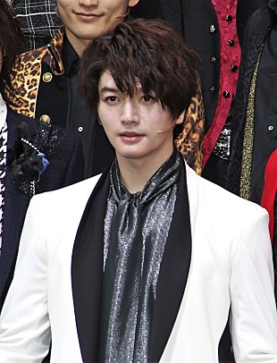 「ソンジェ、日本の舞台に“ホスト役”で初出演　「日本語ができなくて苦労した…」」