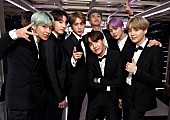 ＢＴＳ（防弾少年団）「BTS (防弾少年団)、【グラミー賞】レッド・カーペットでファンに感謝　ニューALにも言及」1枚目/1