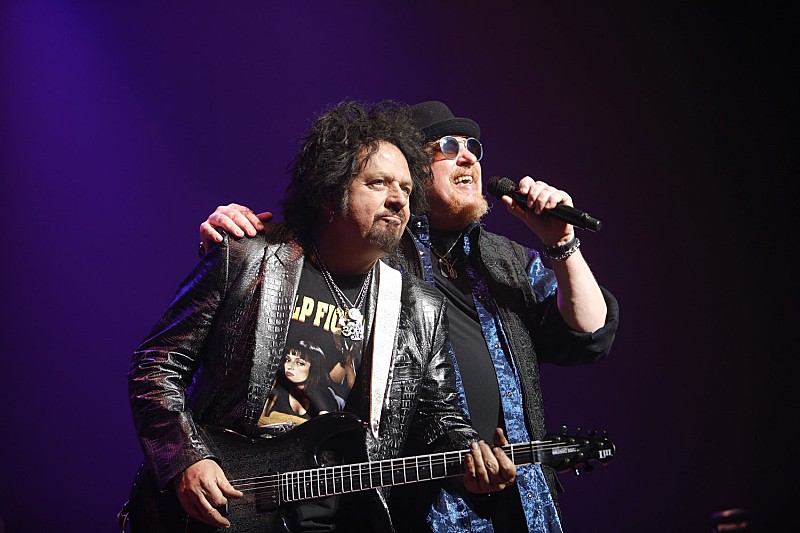 【セットリストあり】TOTO、デビュー40周年記念JAPANツアー初日・広島公演レポート到着 