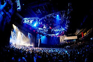 「King Gnu、即完となった初の全国ツアー初日に東阪追加公演を発表」