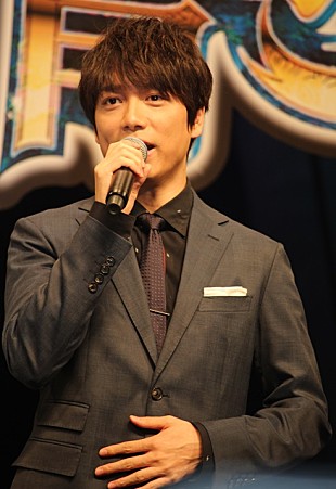 「山崎育三郎「震えるものがありました」　名探偵コナンとの“共演”に感動」