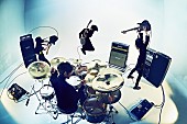 「9mm Parabellum Bullet、結成15周年記念フリーライブの追加公演が決定」1枚目/3