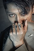 MIYAVI「MIYAVI、7月に3年ぶりのソロアルバム『NO SLEEP TILL TOKYO』発売」1枚目/1