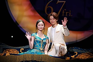 「中村倫也と木下晴香が「ホ－ル・ニュ－・ワ－ルド」を熱唱　中村「出てくるだけで帰りたくなりました」」