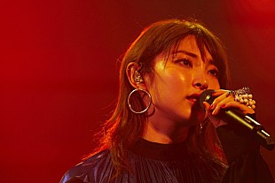 「家入レオの全国ツアー初日、圧倒的な表現力＆歌唱力で会場を魅了」