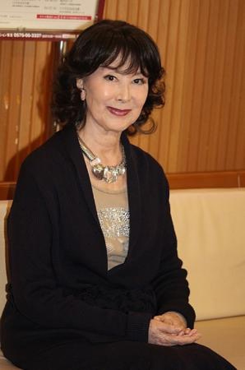 「岸恵子、ショ－ケンとの“初対面”を振り返る　「彼は私に年齢を誤魔化して言ったんです」」1枚目/1
