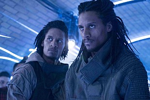 「マドンナ/ビヨンセが認める双子ダンサー、『メン・イン・ブラック：インターナショナル』でMIBエージェントを追い詰める」