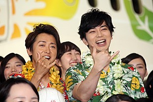 「大野智＆松本潤、「嵐ＪＥＴ」に笑顔　「一生の記念。１００点です」」