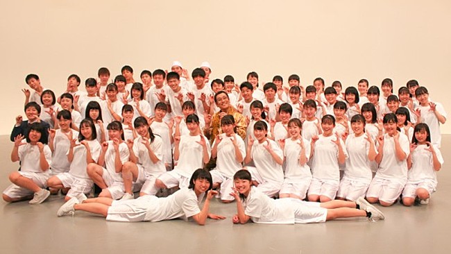 「古坂大魔王が監修「Can you see? I&#039;m SUSHI」MV(三重高校ダンス部ver)公開」1枚目/3