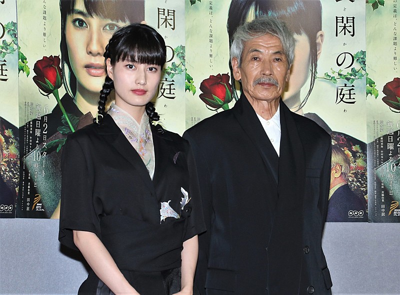 「橋本愛“４１歳差の恋”の役は「本当につらい」　「カットがかかった瞬間に震えて倒れた」」1枚目/1