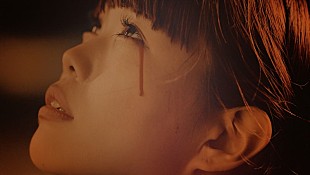 「BiSH、アイナ・ジ・エンドが血の涙を流す」