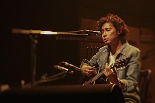 「斉藤和義の弾き語りワンマンショー＆ドキュメンタリーをWOWOWでオンエア」