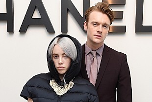 「米ビルボード、ソングライター＆プロデューサー・チャートの発表開始　B・アイリッシュの兄フィニアスが両チャート制覇」