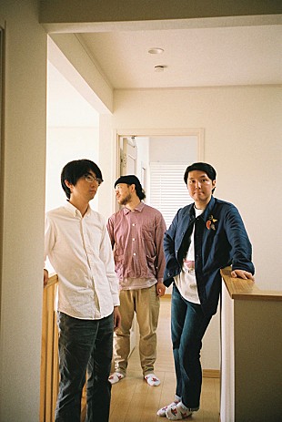 「パブリック娘。の新AL『アクアノート・ホリデイ』試聴動画公開＆chelmicoら賛辞」