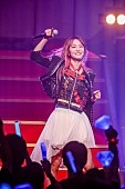 LiSA「LiSA、ニュー・シングル『紅蓮華』リリースと同時に全国ホールツアー開幕」1枚目/5