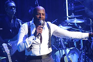 「＜ライブレポート＞JOEの来日ツアーが開幕！七夕に舞い降りたR&amp;Bスターの歌声に酔いしれるひと時」