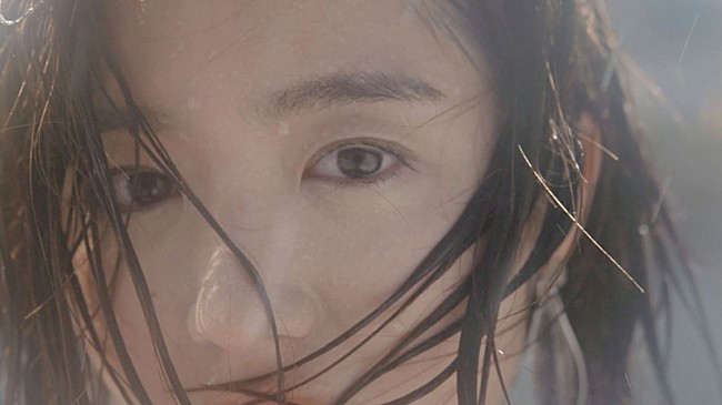 「杏沙子、「ファーストフライト」MVをYouTubeでプレミア公開＆本人登場も」1枚目/2