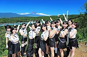 BEYOOOOONDS「ハロプロ“令和”初のメジャーデビュー、BEYOOOOONDSが富士山にヒット祈願」1枚目/4