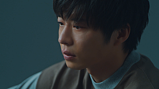 「手塚翔太、愛妻・菜奈ちゃんを想い涙する特別映像版「会いたいよ」MV公開」